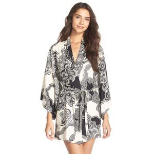 Josie Natori Black White Japanese Happi Kimono Robe Gown   Women's Size Small